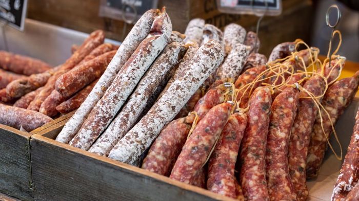 英国政府禁止旅客从欧洲携带肉类和奶制品入境